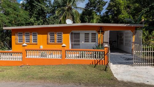 0 Solares A And B Florida, Vieques, PR, 00765 | Card Image