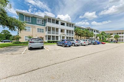 1005 - 4802 51 St Street W, Condo with 2 bedrooms, 2 bathrooms and null parking in Bradenton FL | Image 2