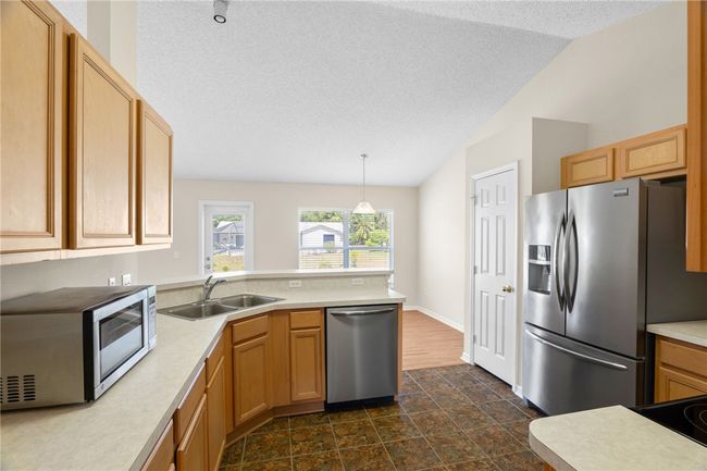 Kitchen | Image 6