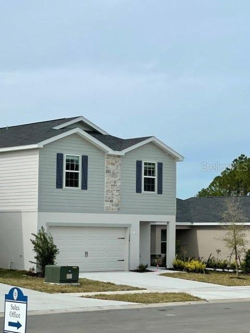 324 Lily Ln, DAVENPORT, FL, 33837-2705 | Card Image