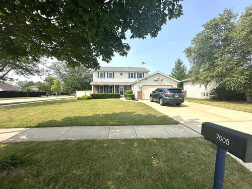 7005 Manchester Dr, Plainfield, IL, 60586-7695 | Card Image