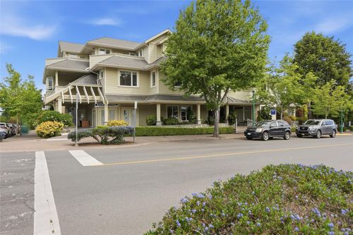 101-193 Second Ave W, Qualicum Beach, BC, V9K2N5 | Card Image