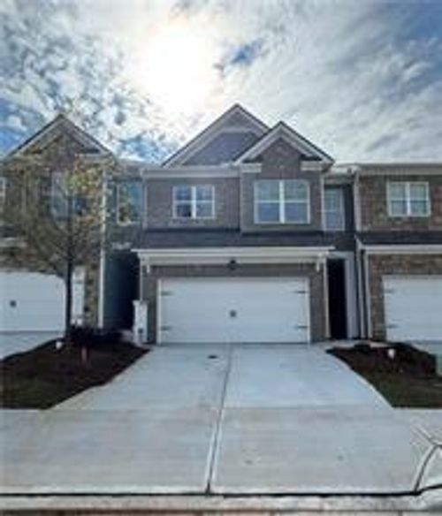 3331 Greyton Dr, Buford, GA, 30519-4816 | Card Image