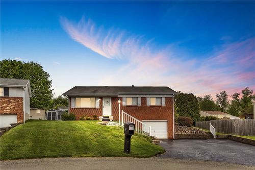 217 Eleanor Dr, Latrobe, PA, 15650-9141 | Card Image