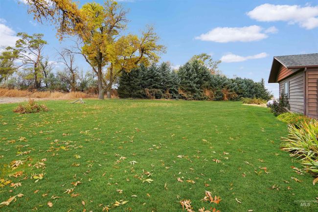425 W 700 N, House other with 4 bedrooms, 2 bathrooms and 2 parking in Paul ID | Image 16