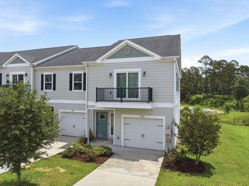 9636 Nature Creek Blvd, Pensacola, FL, 32526-4570 | Card Image