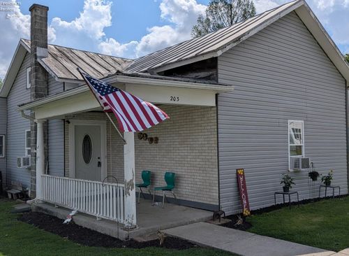 203 W Main St, New Washington, OH, 44854-9400 | Card Image