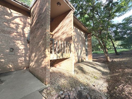1f-6023 Forest View Rd, Lisle, IL, 60532-3372 | Card Image