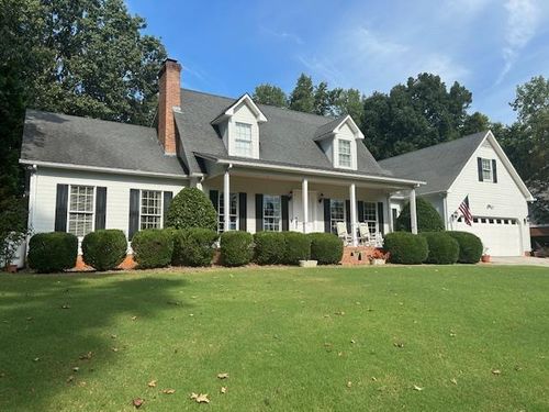 2607 Foxmore Cir, Dalton, GA, 30720-4914 | Card Image