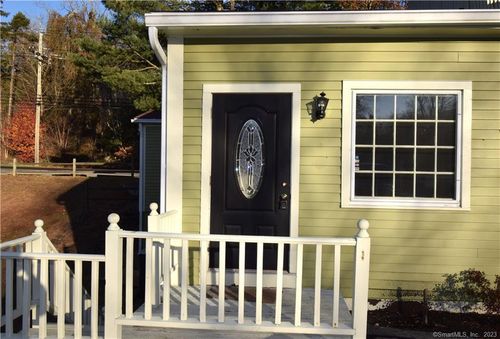 apt-e-159 Main St, Chester, CT, 06412-1377 | Card Image