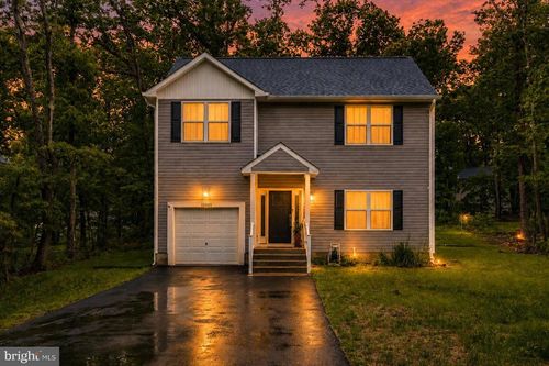 12901 Trapp Dr, SPOTSYLVANIA, VA, 22551-8019 | Card Image