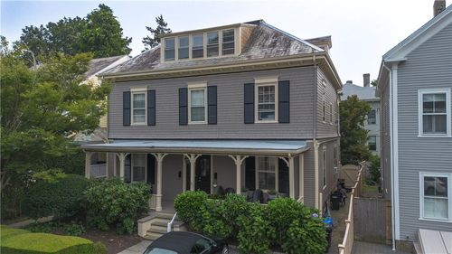1 Pell St, Newport, RI, 02840-2739 | Card Image