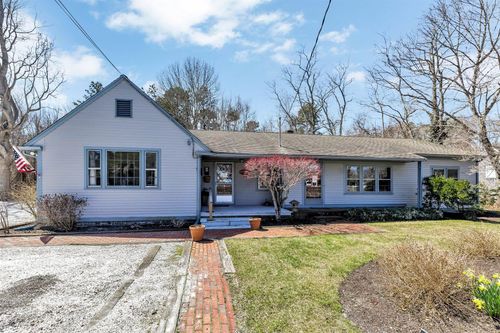 356 Route 6a, East Sandwich, MA, 02537-1442 | Card Image