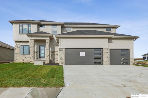 6332 N 207th St, Elkhorn, NE, 68022 | Card Image