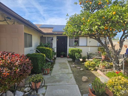 2516 Tangerine St, Bakersfield, CA, 93306-4746 | Card Image