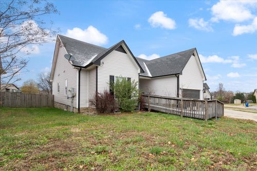 991 Guinevere Ct, Clarksville, TN, 37040-1414 | Card Image