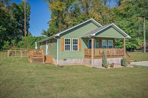 330 Flatt St, Sparta, TN, 38583-2144 | Card Image