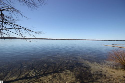 00 Maple View Dr, Central Lake, MI, 49622 | Card Image