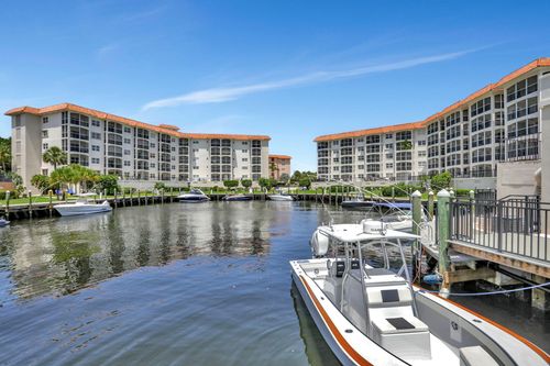 r254-2871 N Ocean Blvd, Boca Raton, FL, 33431-7022 | Card Image