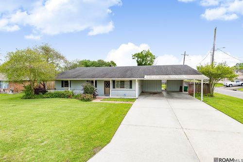 58985 Postell Ave, Plaquemine, LA, 70764-3429 | Card Image