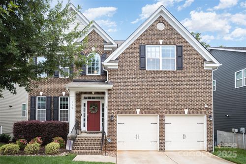 118 Tomahawk Dr, Mooresville, NC, 28117-9034 | Card Image