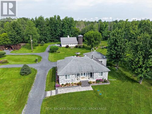 18523 Kenyon Conc Rd 1 Road, North Glengarry, ON, K0C1B0 | Card Image