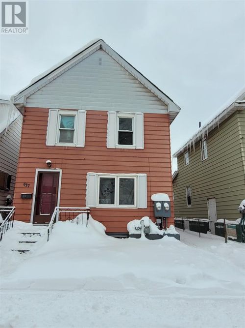 637 Queen St W, Sault Ste. Marie, ON, P6A1B1 | Card Image