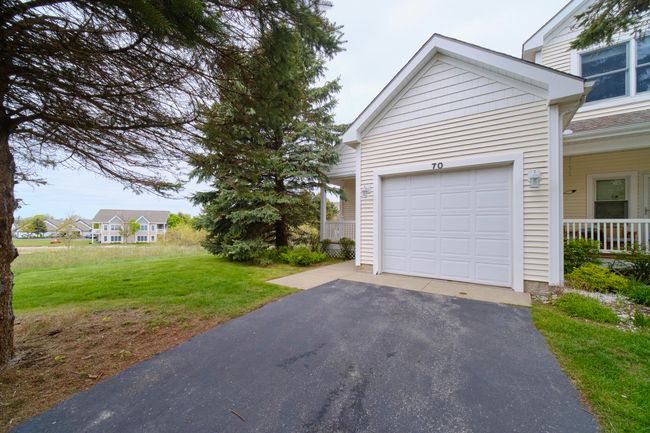 70 Spinnaker Dr, Condo with 2 bedrooms, 3 bathrooms and null parking in Manistee MI | Image 48
