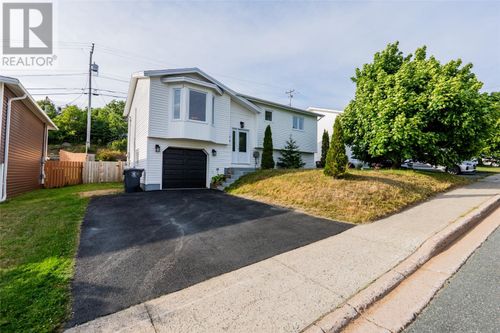 56 Sparrow Dr, Conception Bay South, NL, A1W4R2 | Card Image