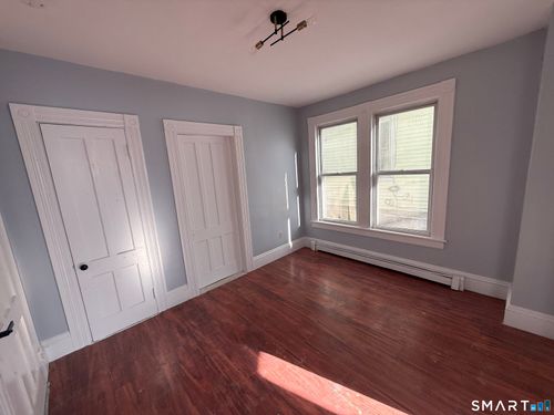 1-240 Madison Ave, Bridgeport, CT, 06604-3234 | Card Image