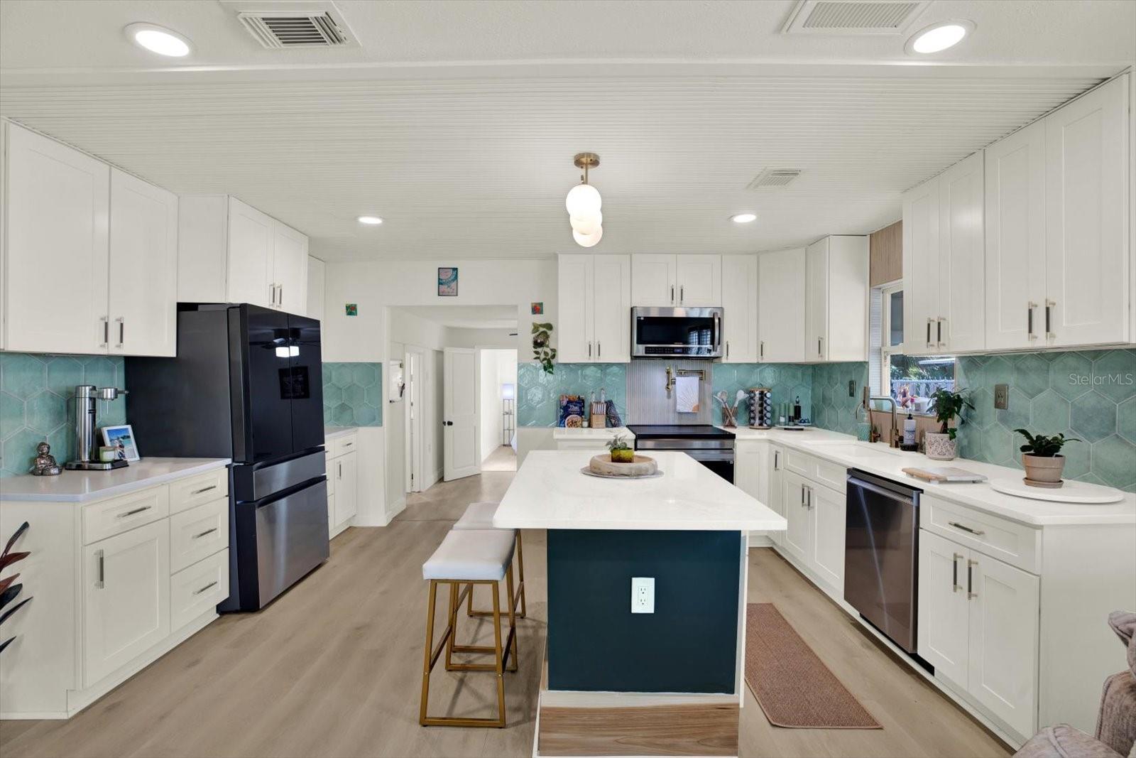 Residential in ST PETERSBURG 4