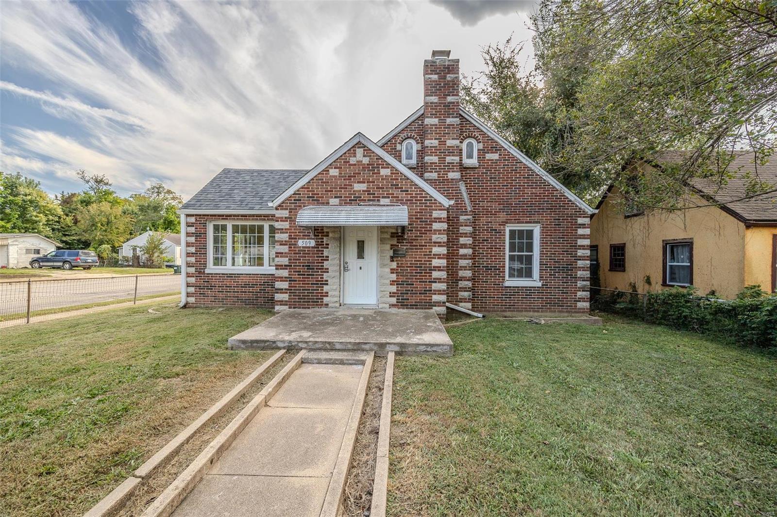 Monroe St, Lebanon, MO 65536