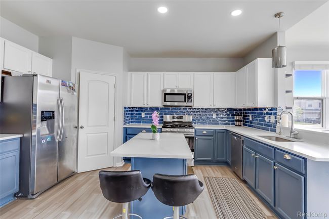 B-59625 Twin Pines dr, Lyon Twn-Inside-15.jpg | Image 21