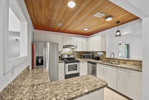 1250 Se Petunia Ave, Port St. Lucie, FL, 34952-5325 | Card Image