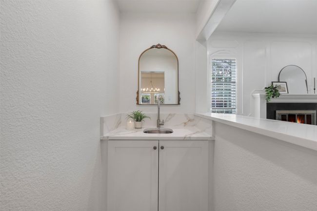 1630 Millview Pl, House other with 4 bedrooms, 3 bathrooms and null parking in Carrollton TX | Image 11