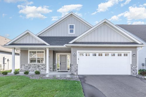 5035 Dale Ridge Rd, Woodbury, MN, 55129-7500 | Card Image