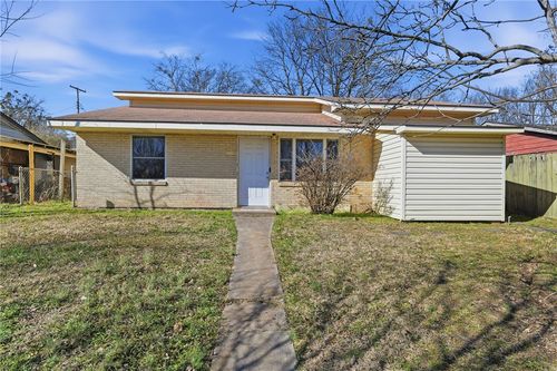 2418 S 28th St, Fort Smith, AR, 72901-5802 | Card Image