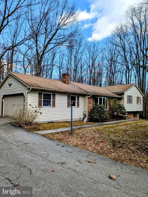 1325 Telegraph Rd, COATESVILLE, PA, 19320-1049 | Card Image