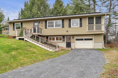 11 Robinhood Circle, Montpelier, VT, 05602 | Card Image