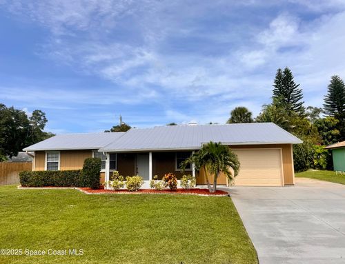 658 Ervin St, SEBASTIAN, FL, 32958-4426 | Card Image