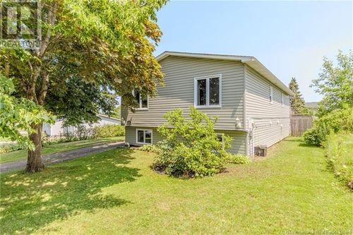 120 Westgate Dr, Saint John, NB, E2M5C5 | Card Image
