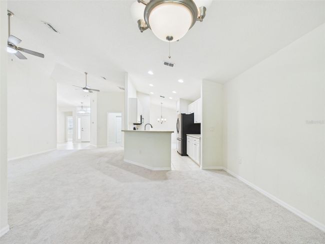 10169 Holly Berry Dr, House other with 3 bedrooms, 2 bathrooms and null parking in Weeki Wachee FL | Image 9