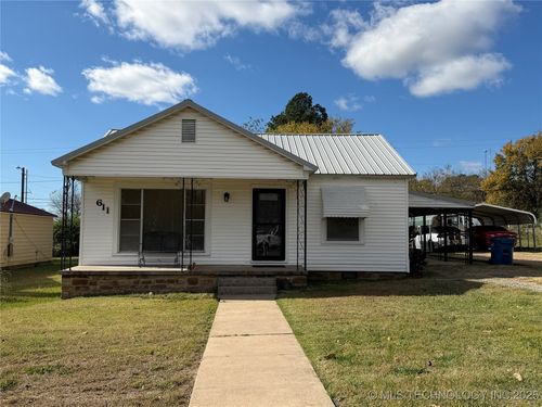 611 Sw 9th St, Wilburton, OK, 74578-4803 | Card Image
