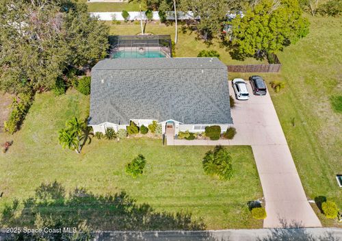 721 Hyannie Street Ne, PALM BAY, FL, 32907 | Card Image