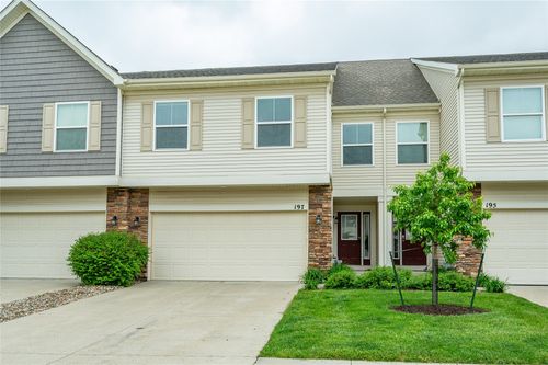 197 79th St, West Des Moines, IA, 50266-8013 | Card Image