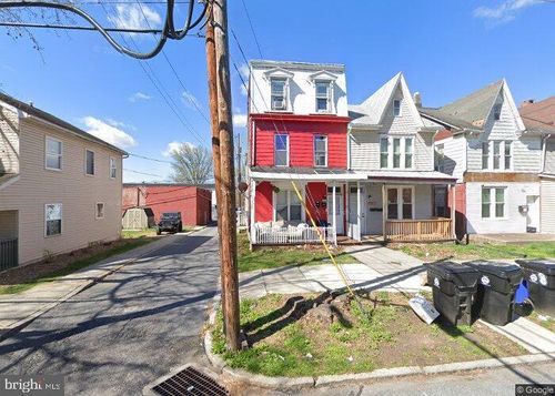 8 S 18th St, HARRISBURG, PA, 17104-1373 | Card Image