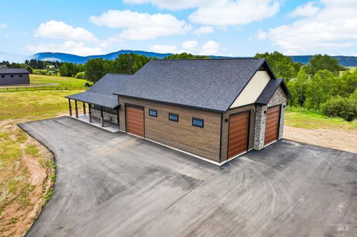 13911 Sky View Ct, McCall, ID, 83638-7733 | Card Image