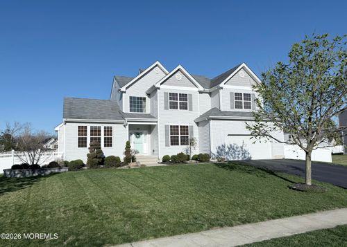 17 Royal Grove Dr, Jackson, NJ, 08527-5186 | Card Image
