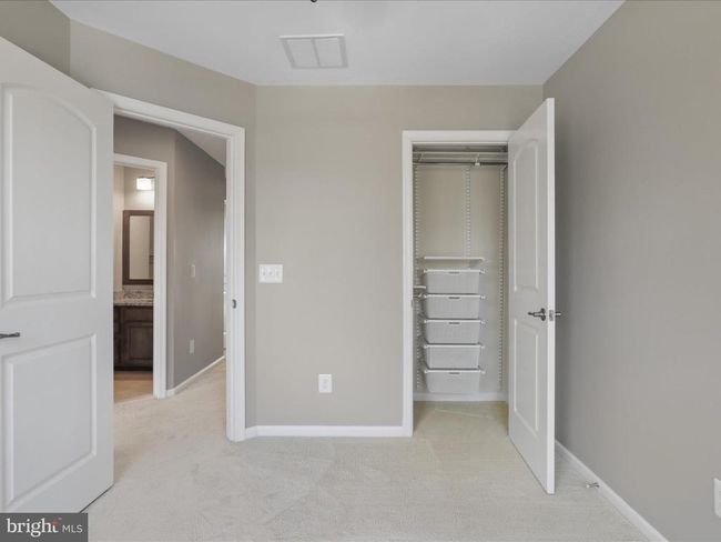 43965 Eastgate View Dr, Townhouse with 4 bedrooms, 3 bathrooms and null parking in CHANTILLY VA | Image 60