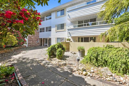 206-15010 Roper Ave, White Rock, BC, V4B5A9 | Card Image